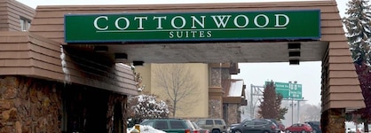 Cottonwood Suites Boise Riverside Downtown
