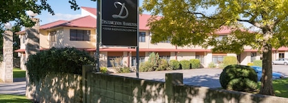 Distinction Hamilton Hotel & Conference Centre