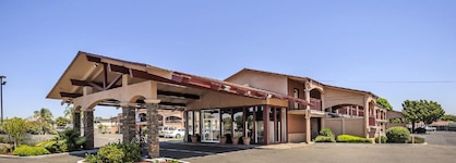 Days Inn By Wyndham Modesto