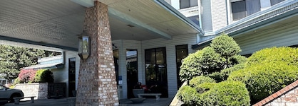 Shilo Inns Portland Airport