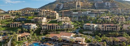 Pueblo Bonito Sunset Beach Golf & Spa Resort