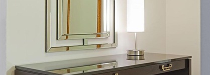 State Plaza Hotel