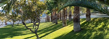 Santorini Kastelli Resort