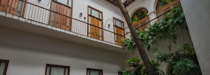 Del Tejadillo Boutique
