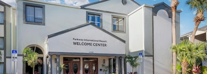 Parkway International Resort