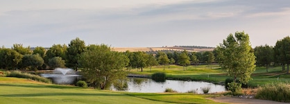 Dorma Layos Golf