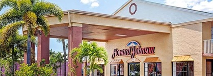 Howard Johnson By Wyndham Ft. Myers Fl