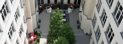 Adina Apartment Hotel Berlin Checkpoint Charlie