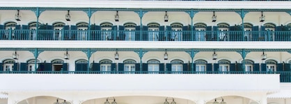 Rocks Hotel