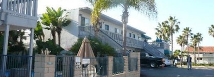 Surf Motel - Carlsbad