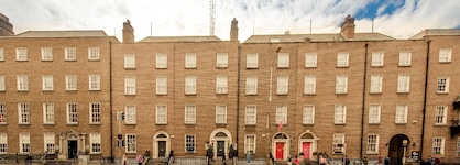 Premier Suites Dublin Leeson Street