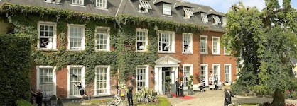 Hayfield Manor Hotel