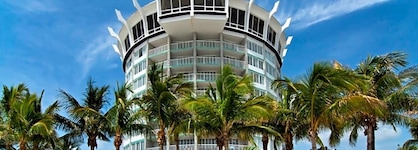Bellwether Beach Resort