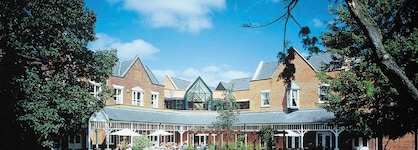 Coulsdon Manor Hotel And Golf Club
