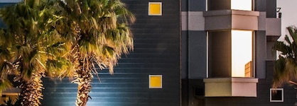 The Paxton Hotel