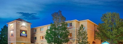 Days Inn & Suites By Wyndham Airport Albuquerque