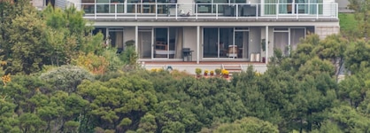 Decks Of Paihia
