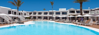 R2 Bahía Kontiki Beach Apartments