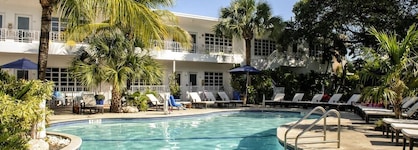 Tradewinds Apartment Hotel, A South Beach Group Hotel