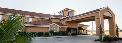 Clarion Inn & Suites DFW North