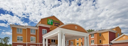 Holiday Inn Express Hotel & Stes Kansas City Sports Complex By Ihg