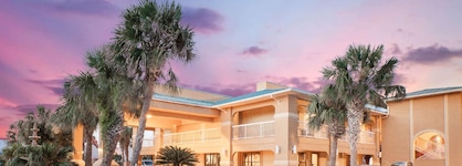 Super 8 By Wyndham Corpus Christi