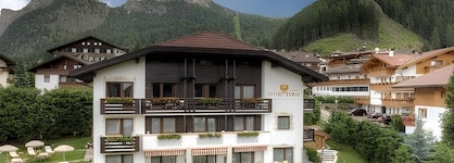 Hotel Tyrol