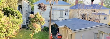 Freemans Backpackers Lodge - Hostel
