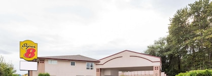 Super 8 By Wyndham Lake Country Winfield Area