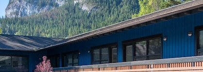 The Dorothy Motel