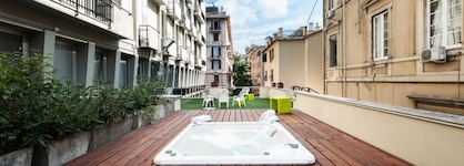 Hotel Nologo