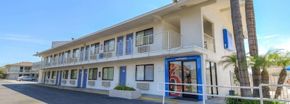 Motel 6 San Ysidro, Ca - San Diego - Border