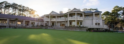 The Inn & Club At Harbour Town
