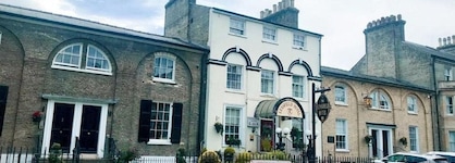 Lensfield Hotel