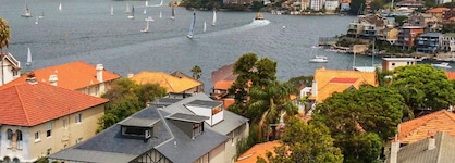 The Penthouse At Cremorne Point Manor