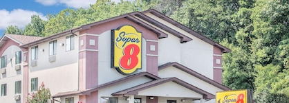 Super 8 By Wyndham Roanoke Va