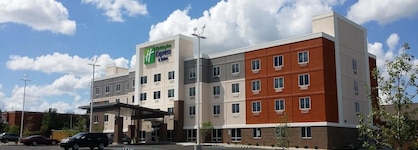 Holiday Inn Express & Suites Lexington Midtown - I-75 By Ihg