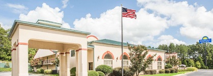 Days Inn & Suites By Wyndham Columbia Airport