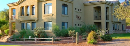 Casitas At Sabino Springs