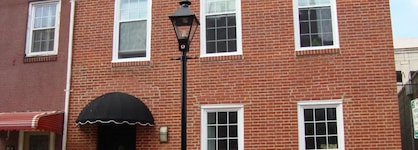 Blancnoir Bed & Breakfast