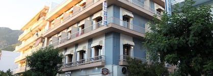 Central Hotel