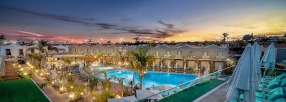 Hotel LIVVO Los Calderones - Adults recommended