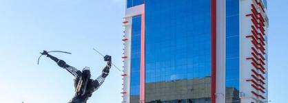 Holiday & Business Hotel - Ao Lado Do Centro De Eventos E Arena Conda