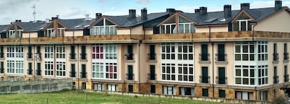 Apartamentos Playa Catedrales 3000
