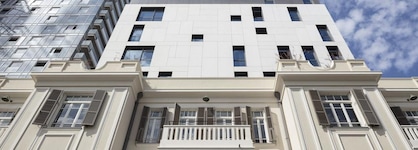 Renoma Hotel