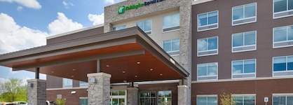 Holiday Inn Express & Suites Grand Rapids Airport - South By Ihg
