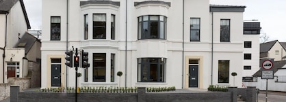 Park Lane Aparthotel