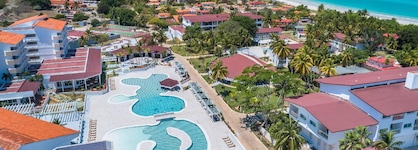 Sol Caribe Beach