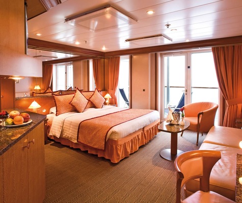 Gran Suite con balcón sobre el mar