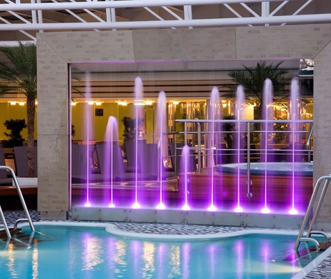 msEurodam_Lido_Piscina_noche